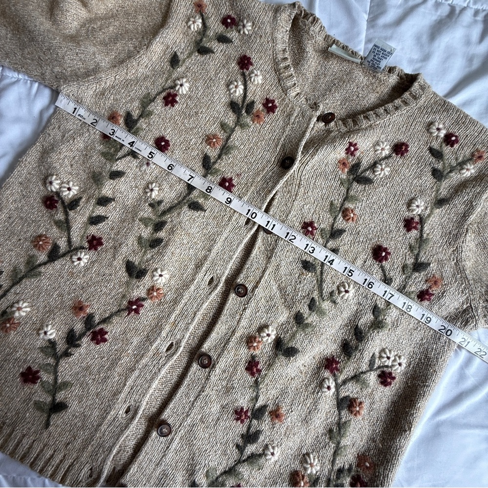 Floral Embroidered Beige Sweater - Picture 8 of 9